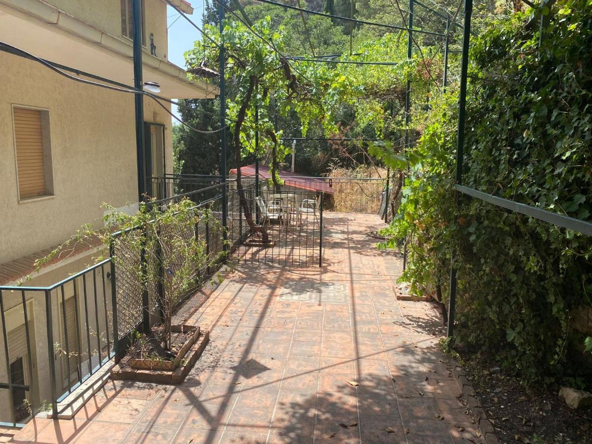 Mi 'Ffaciu E Mi Ricriu Casa Vacanze Castelmola Extérieur photo