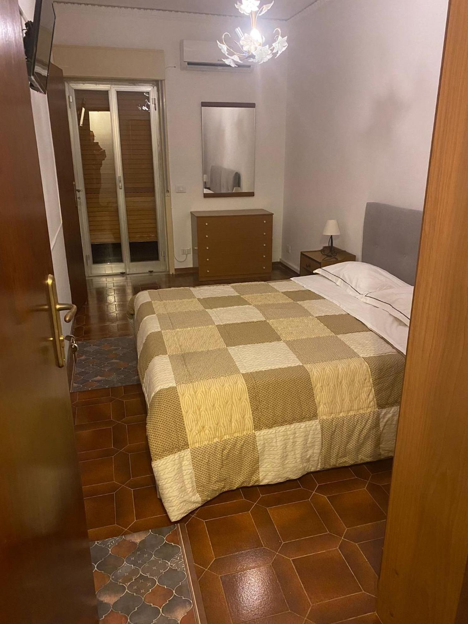 Mi 'Ffaciu E Mi Ricriu Casa Vacanze Castelmola Extérieur photo